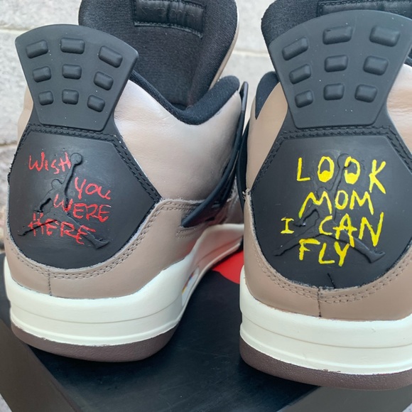 Size 10.5 - Picture 4 of 5